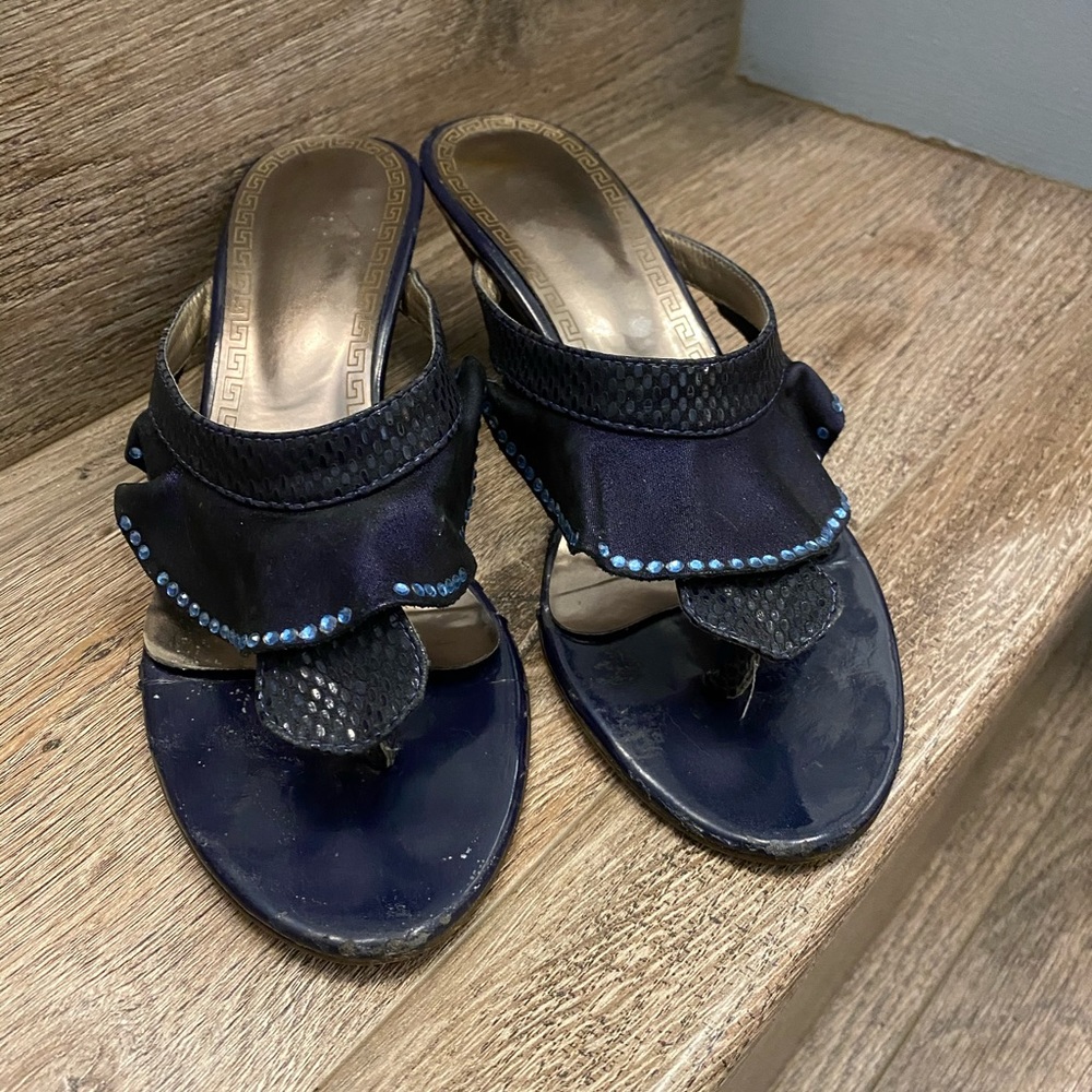 Sandals - Picture 2 of 3